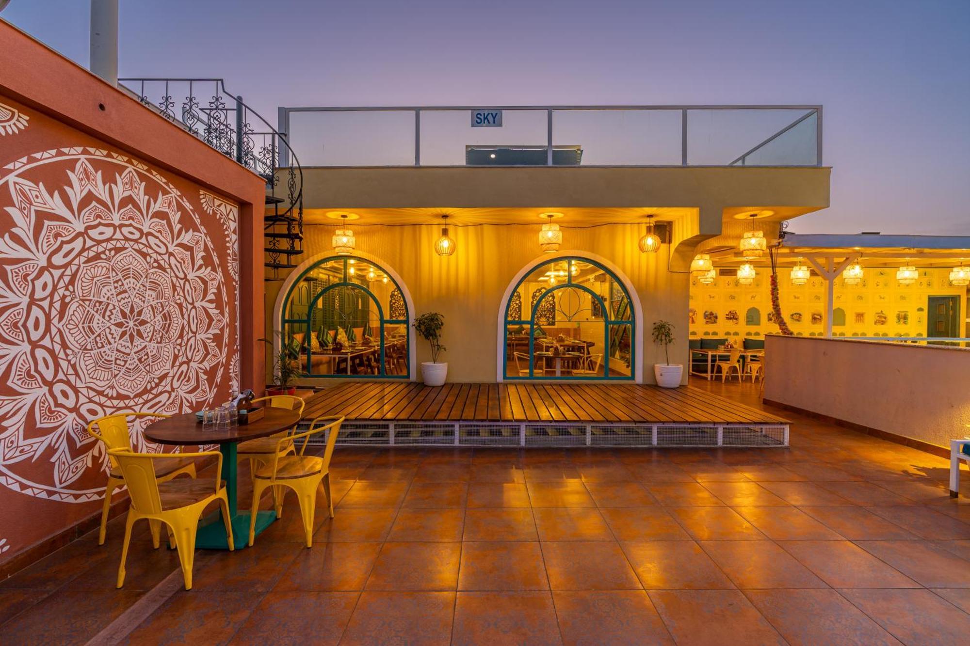 Blue Door Hotel บุนดิ ภายนอก รูปภาพ