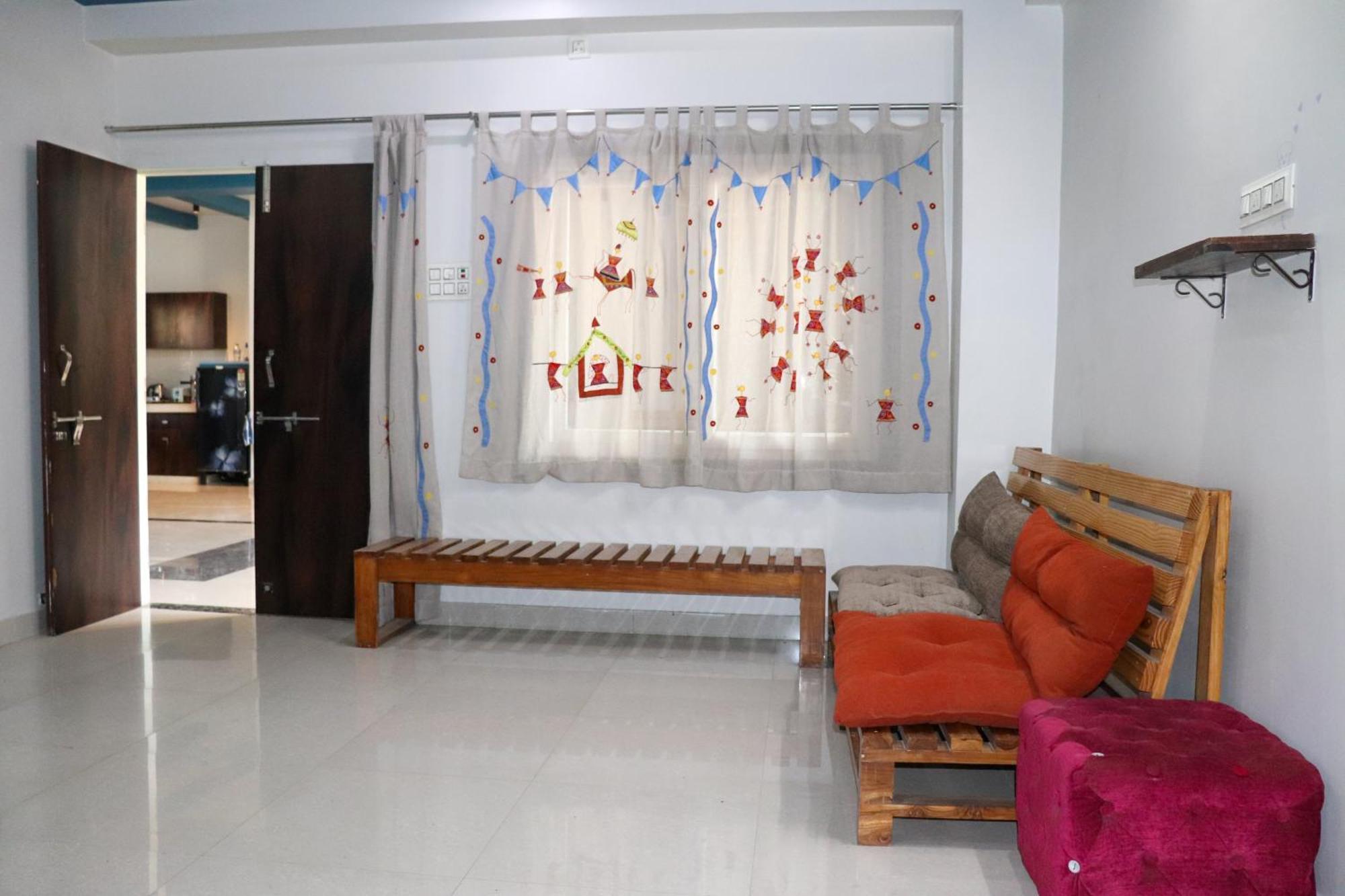 Blue Door Hotel บุนดิ ภายนอก รูปภาพ
