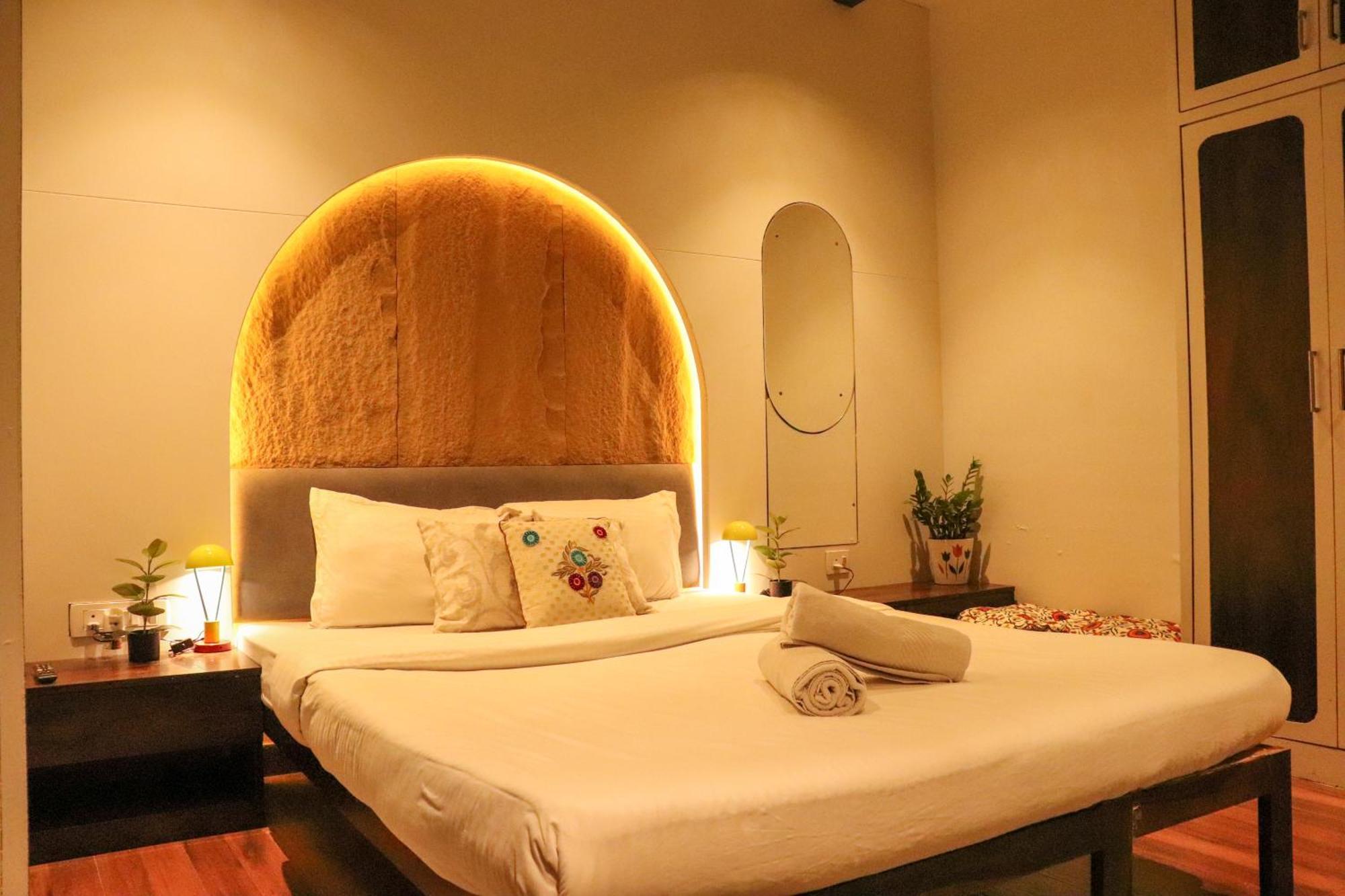 Blue Door Hotel บุนดิ ภายนอก รูปภาพ